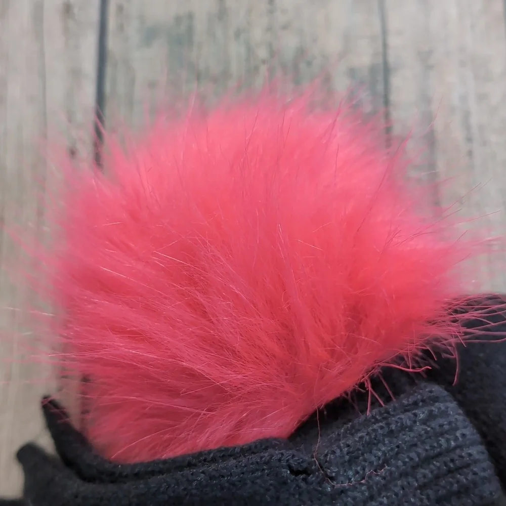 NWT Live Justice Kid's Matching Woven Winter Hat/Pom-Pom Beanie and Gloves